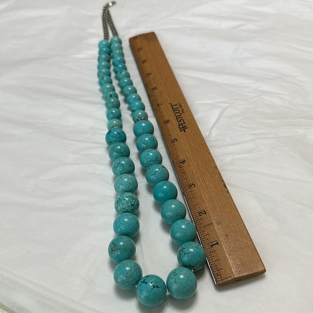 - Gorgeous Fossil Turquoise Necklace - Picture 4 of 4